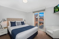 Apartments 521