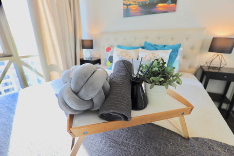 Heart Of CBD Penthouse Apartment - Goulburn Accommodation 7