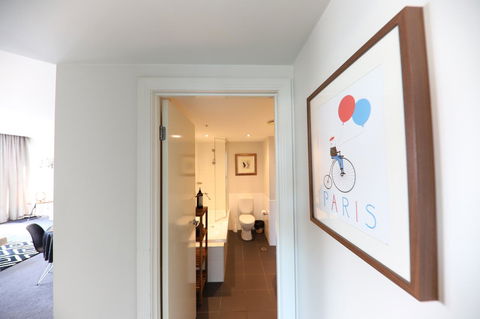 Heart Of CBD Penthouse Apartment - Goulburn Accommodation 30