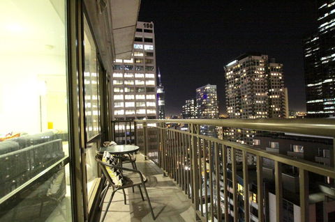 Heart Of CBD Penthouse Apartment - Goulburn Accommodation 36