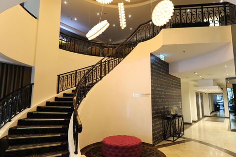Heart Of CBD Penthouse Apartment - Goulburn Accommodation 28