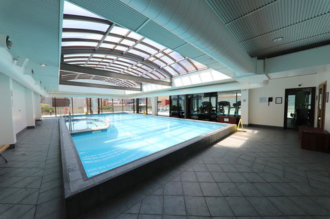 Heart Of CBD Penthouse Apartment - Goulburn Accommodation 24