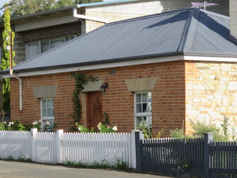 The Cottage South Hobart - Goulburn Accommodation 0