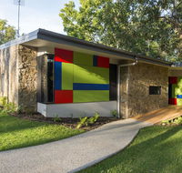 The Feathered Nest - Luxury Wildlife Retreat - Goulburn Accommodation