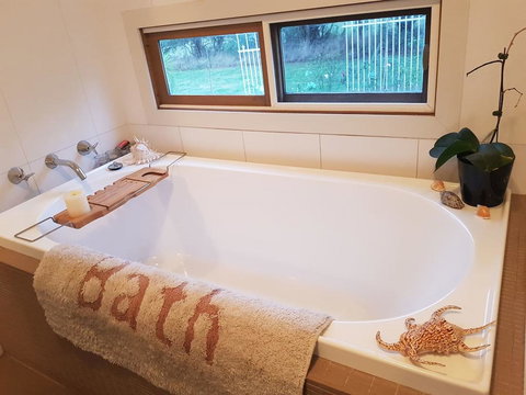 The Gurdies Room With Amazing Sunset Views - Goulburn Accommodation 2