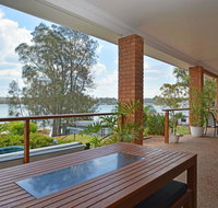 The House on the Lake  Fishing Point Lake Macquarie - honestly put the line in and catch fish - Goulburn Accommodation