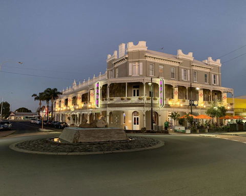 The Rose Hotel & Motel - Goulburn Accommodation 1
