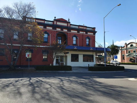 The Royal Hotel - Goulburn Accommodation 0