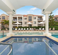 The Sands 2/20 Pacific Parade Opposite beach plus Air