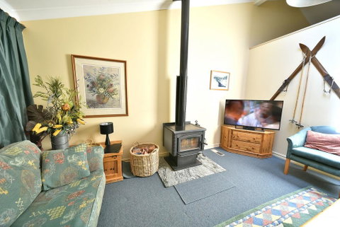 Three Bears 2 - Goulburn Accommodation 1