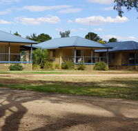 Tooleybuc River Retreat Villas - Goulburn Accommodation