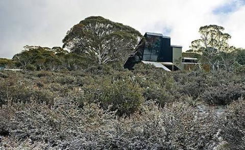 Under The Moonlight - Goulburn Accommodation 2