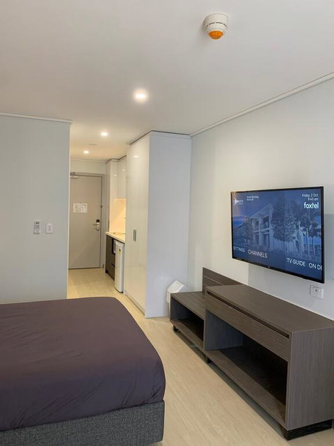 Velocity Motel & Bistro-TWA - Goulburn Accommodation 3