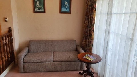 Victoria House Motor Inn - Goulburn Accommodation 2