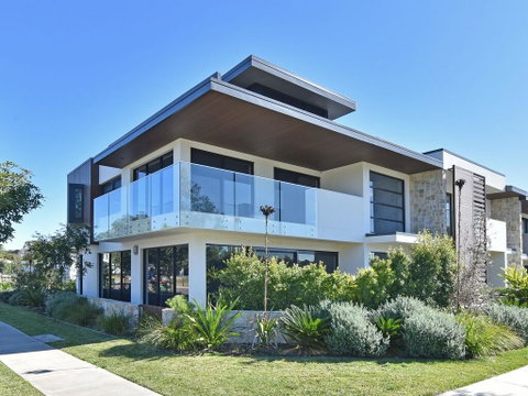 Villa Sorrento Waterside At Trinity Point - Goulburn Accommodation 0