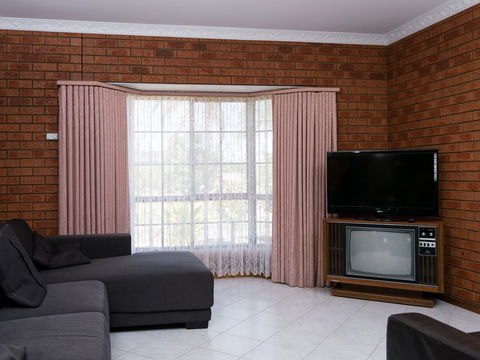 Vineyard Retreat Mildura - Goulburn Accommodation 1