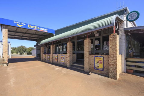 Walpole Hotel Motel - Goulburn Accommodation 2