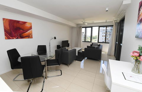 WATERFRONT DARWIN TROPICAL DELIGHT - Goulburn Accommodation 1