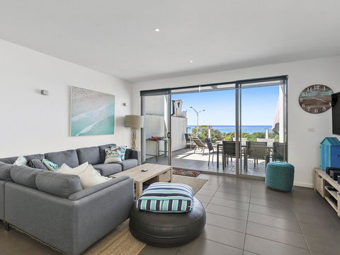 WATERFRONT SEVEN - In The Heart Of Lorne - Goulburn Accommodation 0