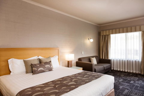 Blazing Stump Motel & Suites - Goulburn Accommodation 8