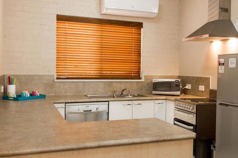 Blazing Stump Motel & Suites - Goulburn Accommodation 30