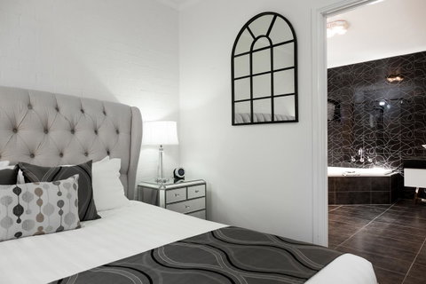 Blazing Stump Motel & Suites - Goulburn Accommodation 25