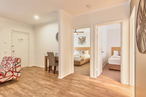 Blazing Stump Motel & Suites - Goulburn Accommodation 4