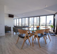 Flinders Luxury Penthouse - Goulburn Accommodation