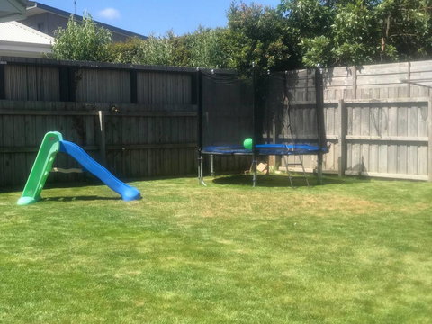 The Perfect Zone- SLEEPS 12 - Goulburn Accommodation 4