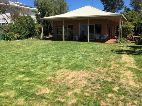 The Perfect Zone- SLEEPS 12 - Goulburn Accommodation 19