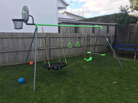 The Perfect Zone- SLEEPS 12 - Goulburn Accommodation 6