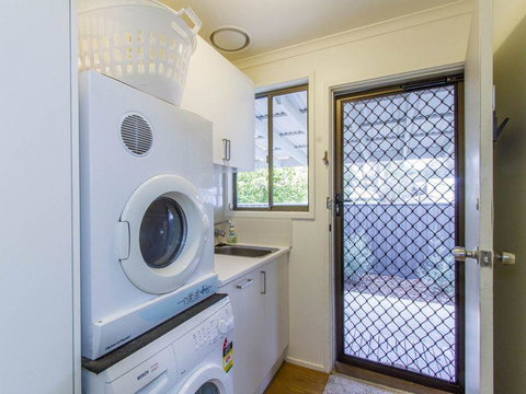 Perfect For Family Fun - Goulburn Accommodation 12