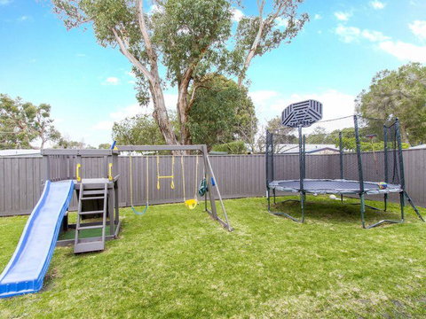 Perfect For Family Fun - Goulburn Accommodation 5