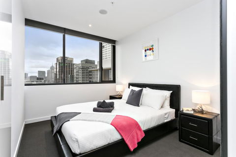 Complete Host Manhattan Apartments - Goulburn Accommodation 35