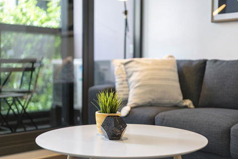 Complete Host Manhattan Apartments - Goulburn Accommodation 14