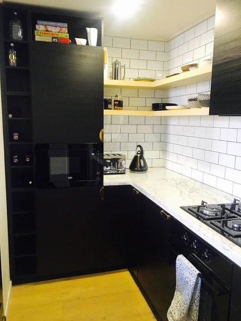 The Loft - Goulburn Accommodation 8