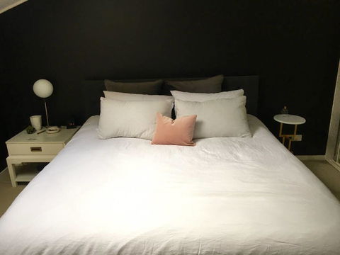 The Loft - Goulburn Accommodation 1