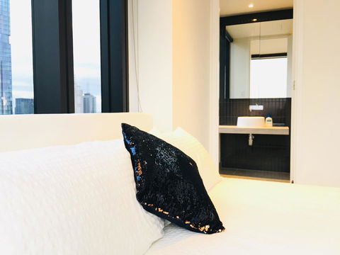 CBD Spacious 3 Bedrooms-Breathtaking View Gym Pool - Goulburn Accommodation 36