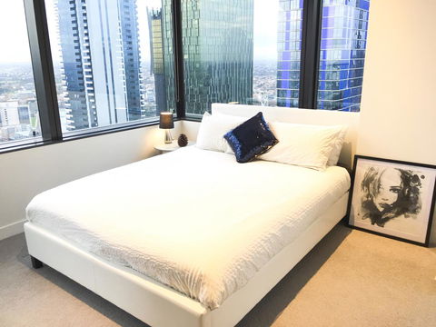 CBD Spacious 3 Bedrooms-Breathtaking View Gym Pool - Goulburn Accommodation 1
