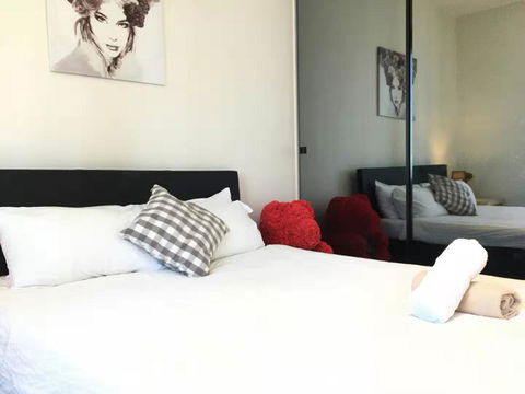 CBD Spacious 3 Bedrooms-Breathtaking View Gym Pool - Goulburn Accommodation 6