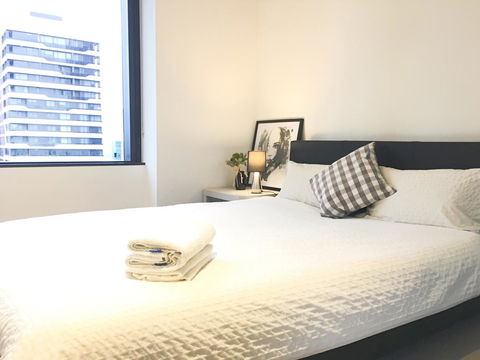 CBD Spacious 3 Bedrooms-Breathtaking View Gym Pool - Goulburn Accommodation 4