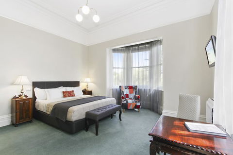The Riversleigh - Goulburn Accommodation 13