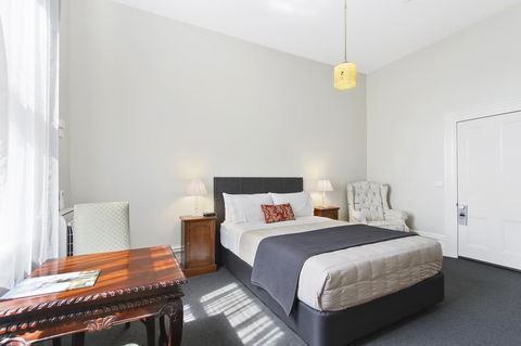 The Riversleigh - Goulburn Accommodation 22