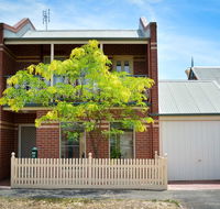 Turner Terrace - Goulburn Accommodation