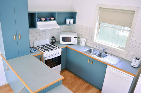 Turner Terrace - Goulburn Accommodation 18