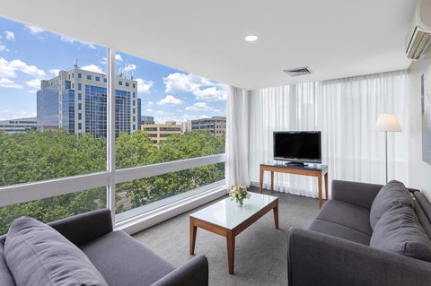 Park Regis Griffin Suites - Goulburn Accommodation 5