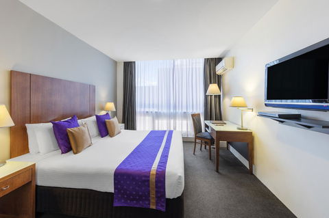 Park Regis Griffin Suites - Goulburn Accommodation 11