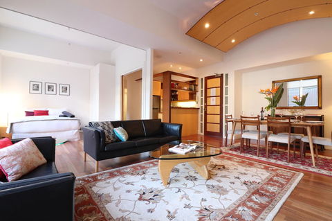 Majorca Magic On Flinders Lane - Rejuvenate Stays - Goulburn Accommodation 1