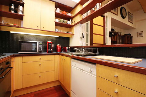 Majorca Magic On Flinders Lane - Rejuvenate Stays - Goulburn Accommodation 32