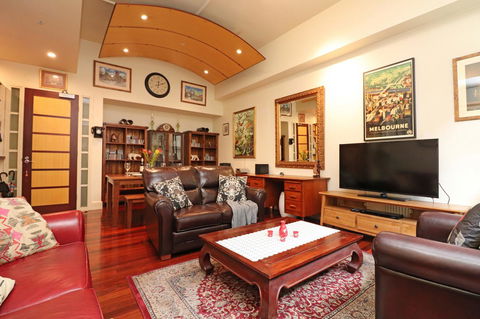 Majorca Magic On Flinders Lane - Rejuvenate Stays - Goulburn Accommodation 26